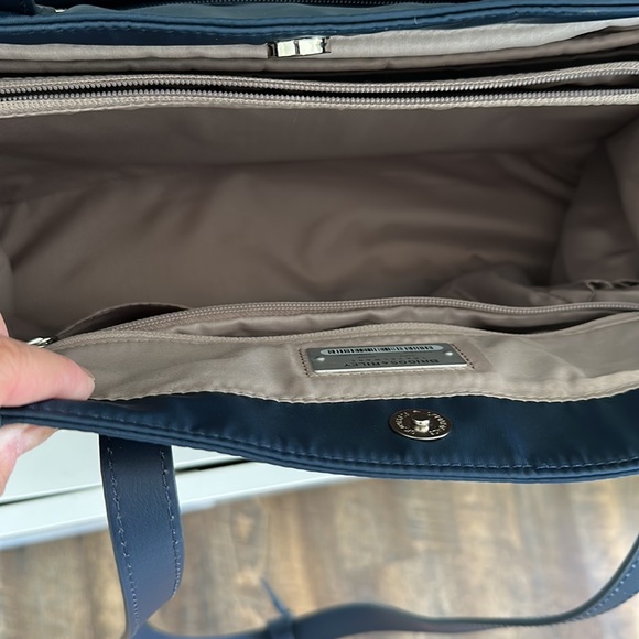 Briggs & Riley travel tote/  computer bag. Never used. - Picture 2 of 5
